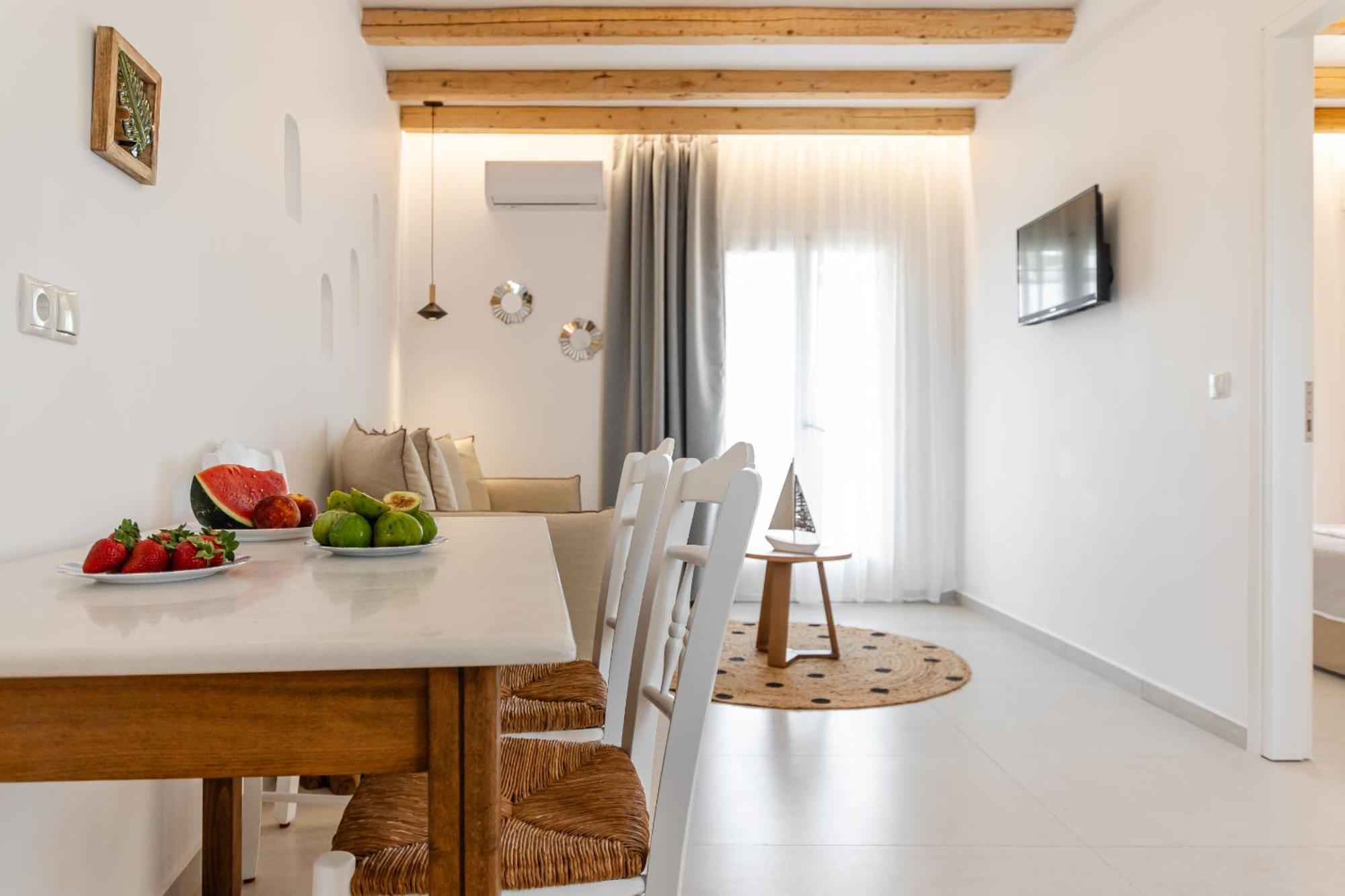 Birikos Hotel & Suites آغيوس بروكوبيوس المظهر الخارجي الصورة