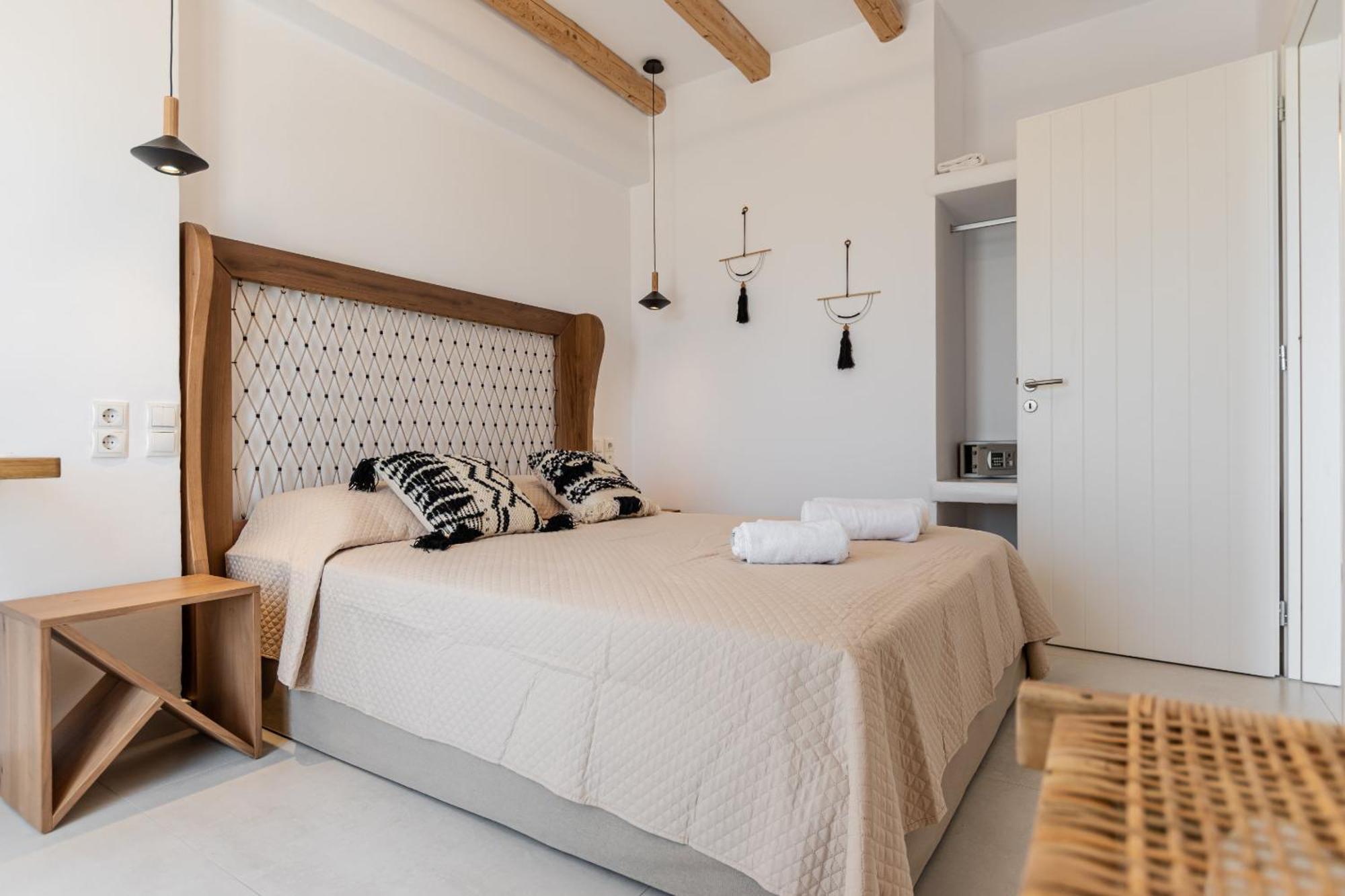 Birikos Hotel & Suites آغيوس بروكوبيوس المظهر الخارجي الصورة