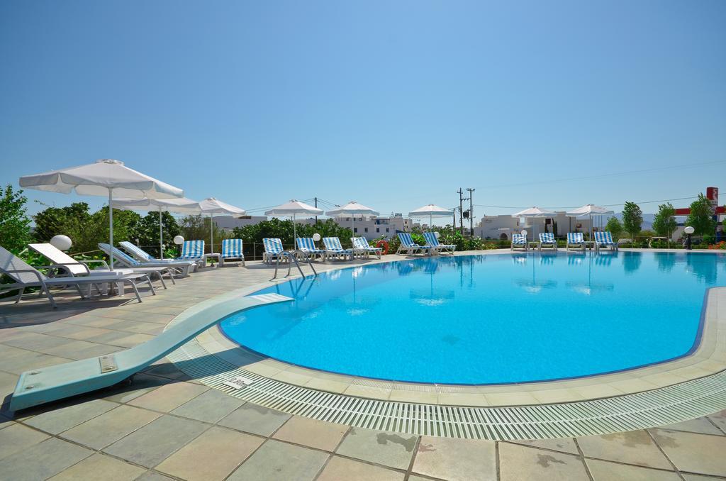Birikos Hotel & Suites آغيوس بروكوبيوس المظهر الخارجي الصورة